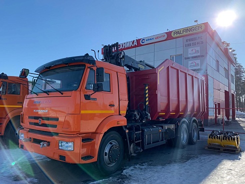 Ломовоз КамАЗ 65115 с гидроманипулятором VM10L74